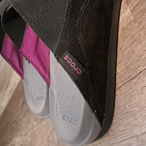 NWOT Suede Crocs - Picture 2 of 6